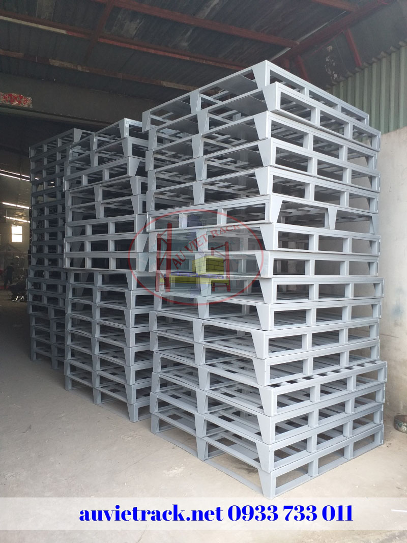 pallet sắt chứa hàng